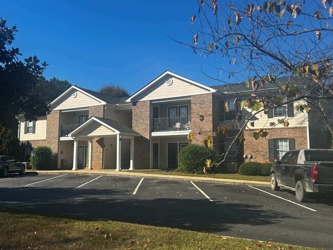 Building Photo - 1508 Parkway