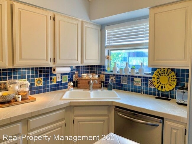 Building Photo - 2 br, 1 bath House - 1204 Calico ln #721