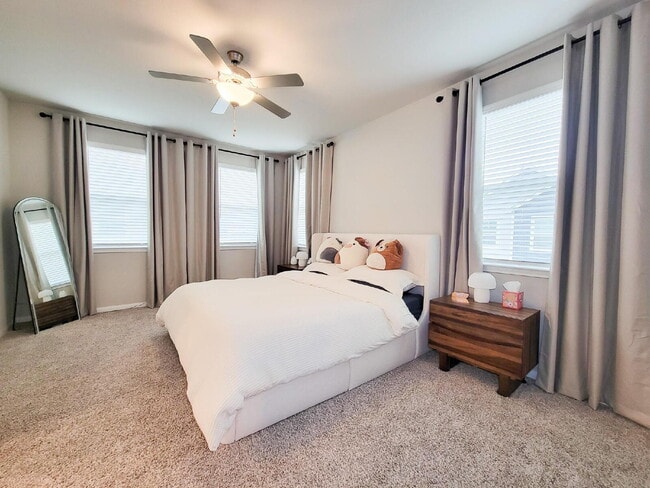 Building Photo - Sun-Filled Corner-Lot Home with Smart Features & Easy I-10 Access!