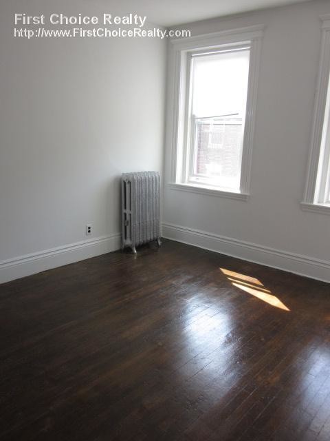 Foto del edificio - 120 Warren St