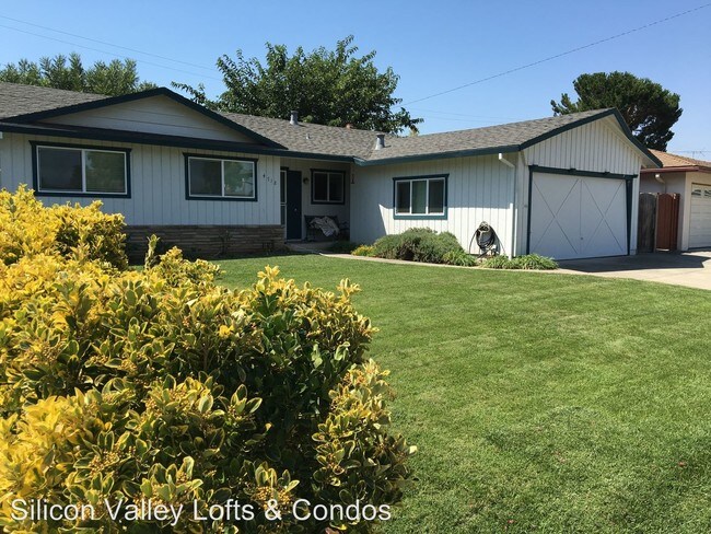 Building Photo - 3 br, 2 bath House - 4718 Applewood Dr.
