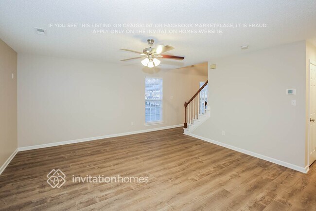 Building Photo - 9626 Green Apple Dr