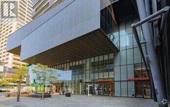 Building Photo - 809-808 EGLINTON Ave