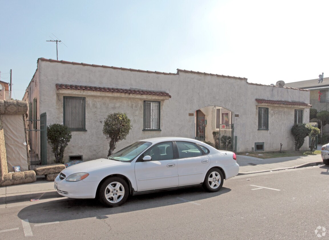 Building Photo - 7008-7010 Mountain View Ave