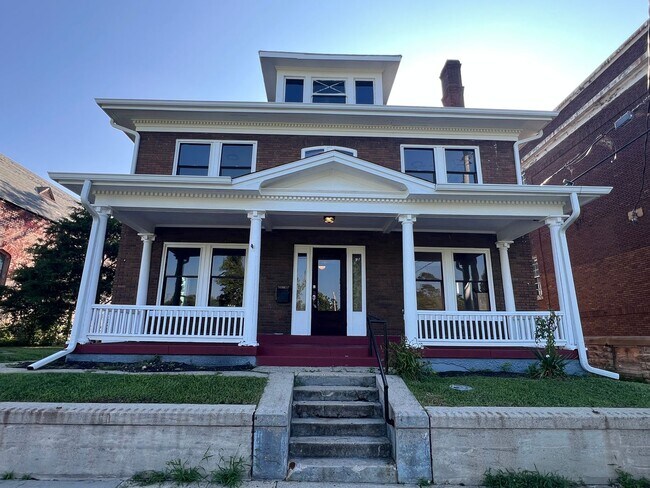 Foto del edificio - 416 N Conover St