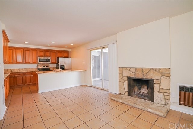 Building Photo - 2030 E Santa Clara Ave