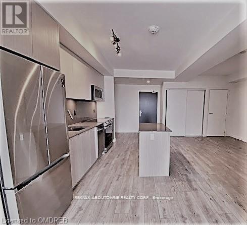 Building Photo - 125-APH1125 Bronte Rd