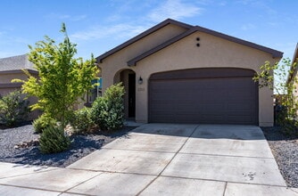 Building Photo - 2313 Melon Ridge Loop NE