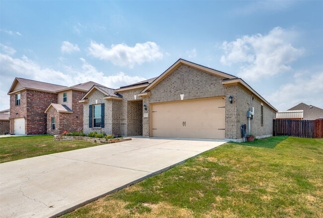 Foto del edificio - 3015 Watercrest Dr