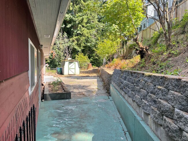 Foto del edificio - 3533 NE 17th Pl