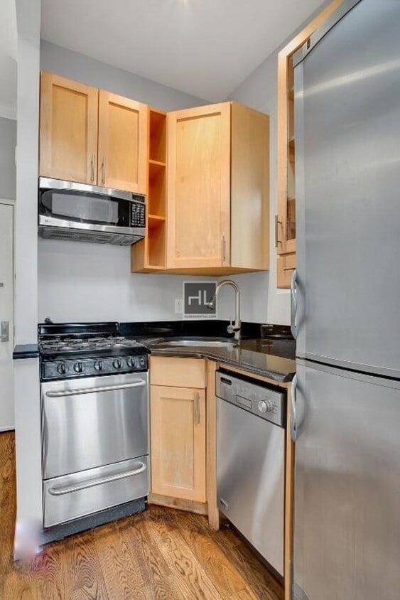 Building Photo - E 25TH ST.