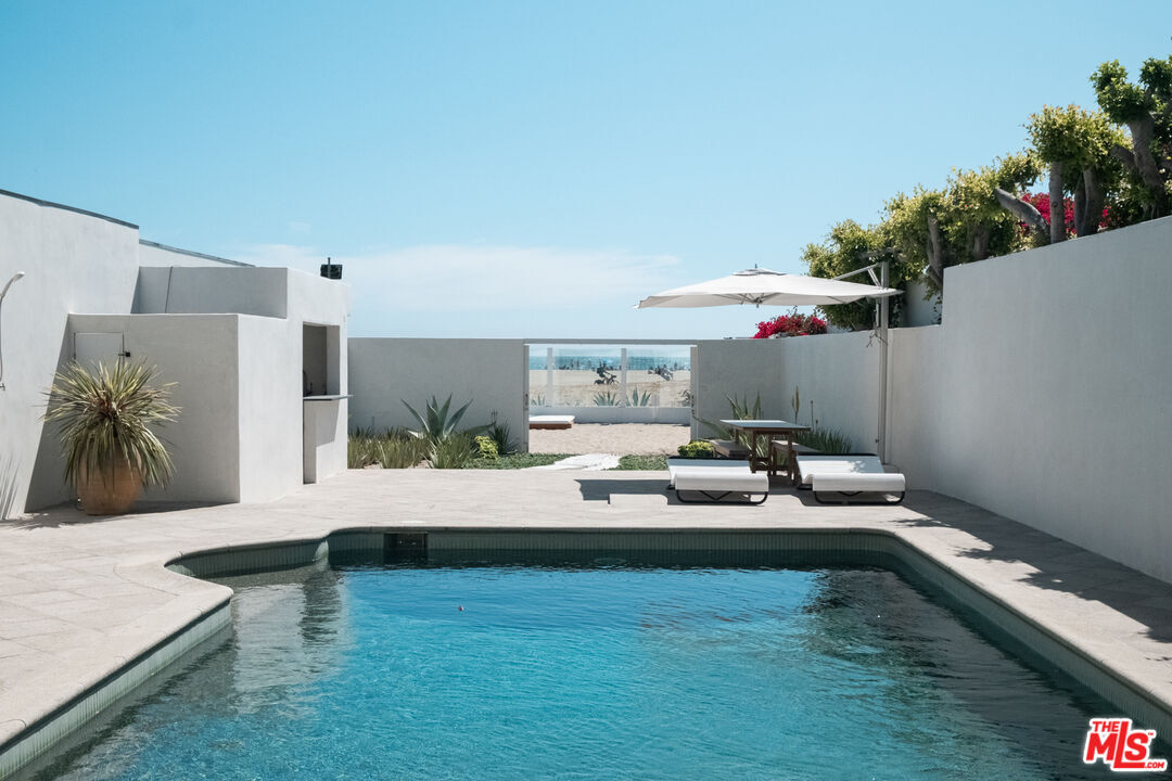 Foto principal - 918 Palisades Beach Rd