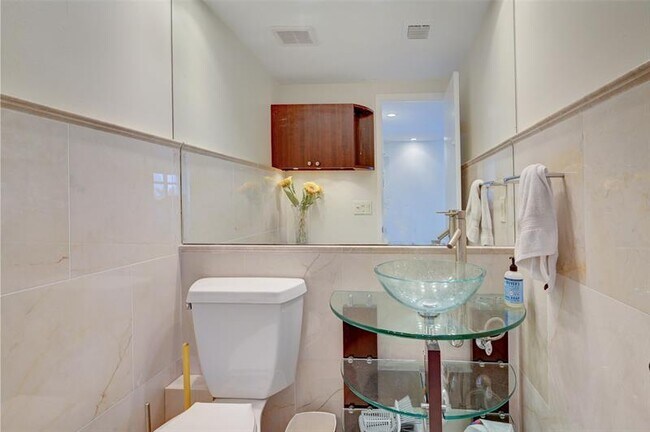 Foto del edificio - 888 Intracoastal Dr