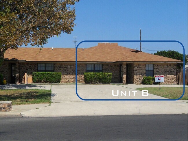 Foto del edificio - 3802 Hereford Ln