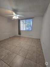Building Photo - 4832 N State Rd 7