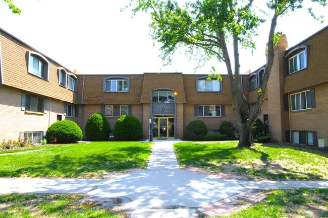 Interior Photo - Briggs Point