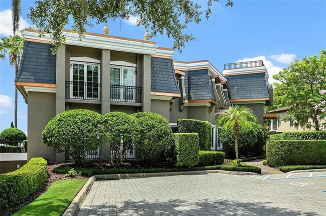 Building Photo - 660 Osceola Ave