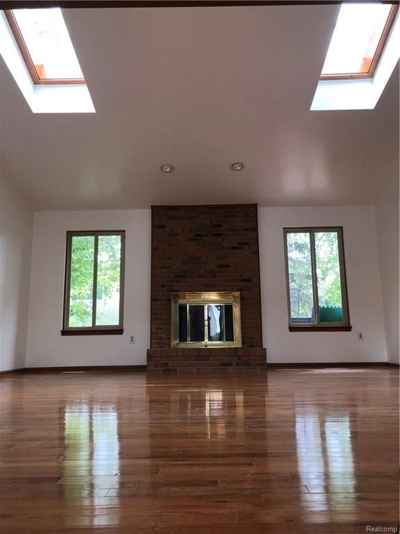 Building Photo - 45252 Claymore Dr