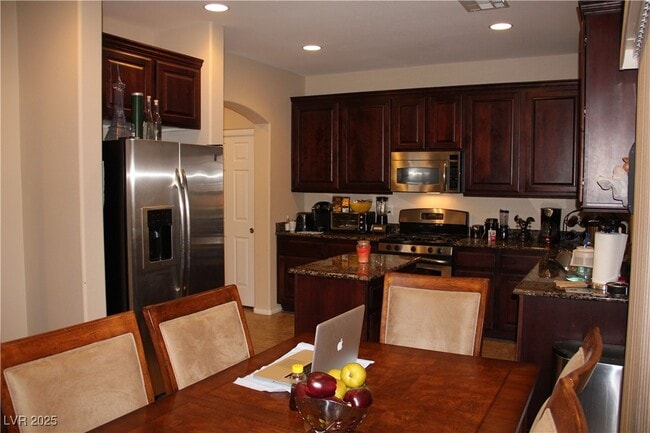 Foto del edificio - 505 Dolphin Point Ct
