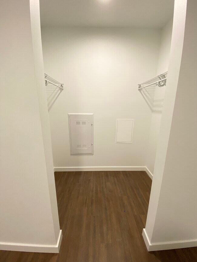 Spur Apartments 4600 Union Bay Pl NE Seattle, WA Apartments for