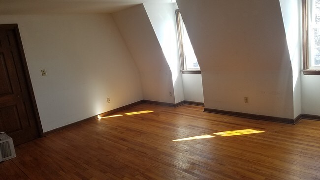 Foto del edificio - 35 Fulper Rd