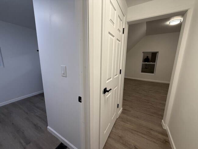 Foto del edificio - 5044 S Old 3C Rd