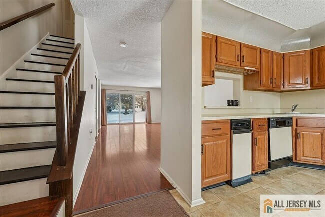 Foto del edificio - 8 Marsh Ct