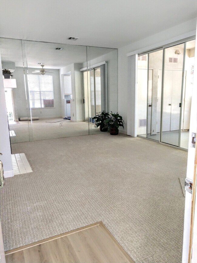 Building Photo - 3601 Bernwood Pl