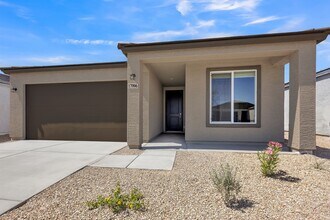 Building Photo - 17996 W Sand Hls Dr