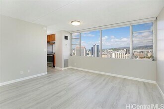 Building Photo - 400 Hobron Ln