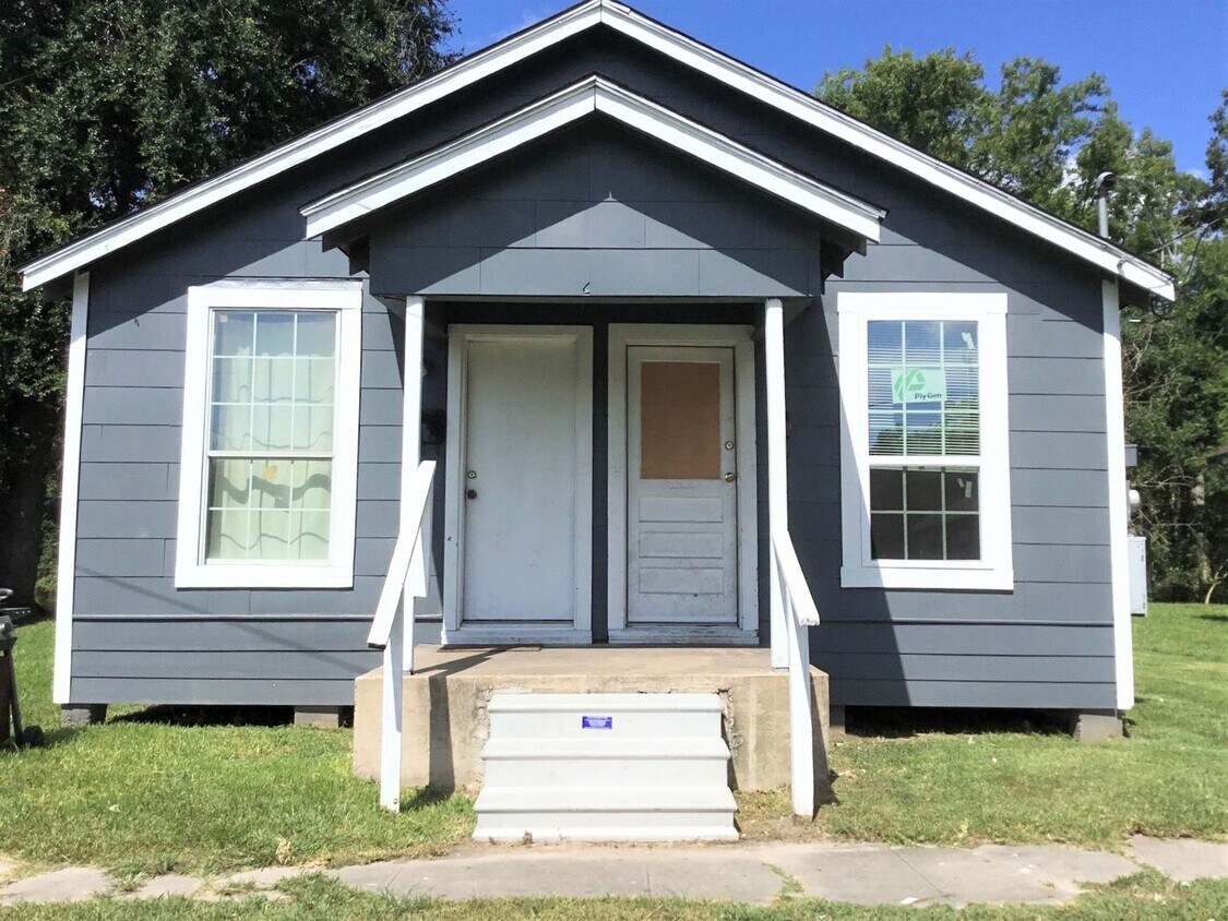 Foto principal - 1117 Ewing St