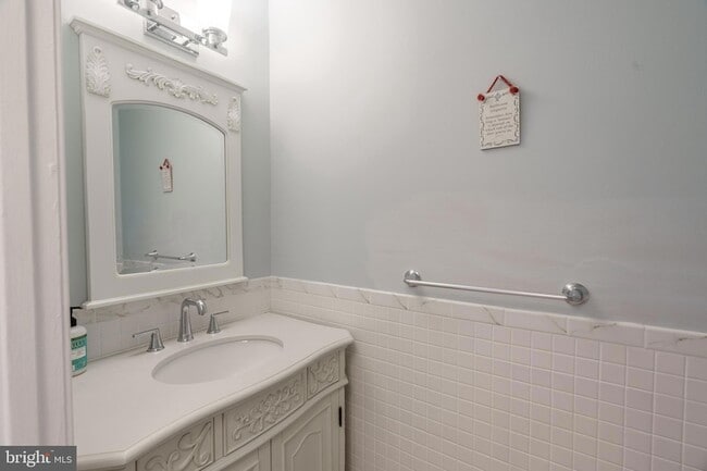 Building Photo - 5776 Yellowrose Ct