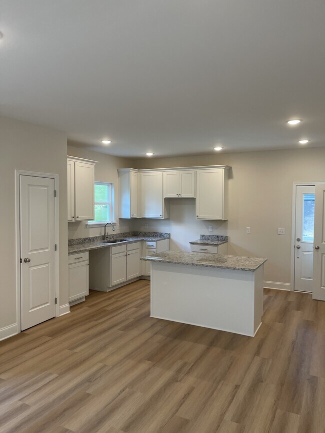 Foto del edificio - 2719 Orton St