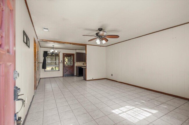 Foto del edificio - 914 Joel Dr