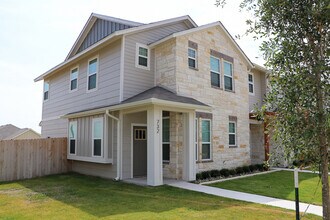 Building Photo - 732 Westfield Blvd