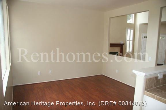 Building Photo - 3 br, 2.5 bath House - 2400 La Costa Avenue