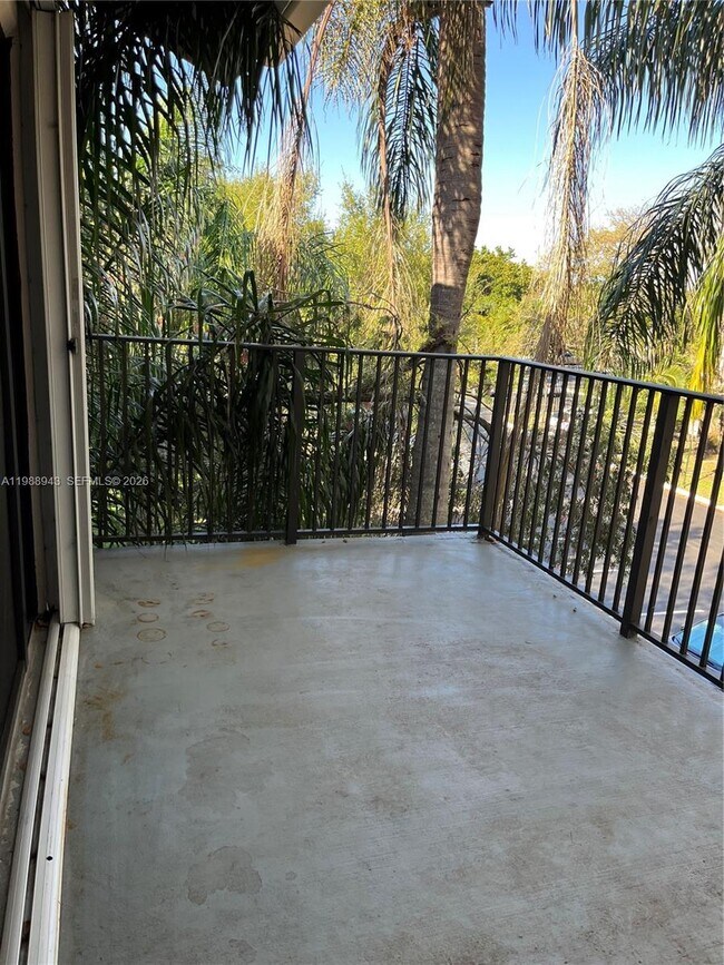 Building Photo - 10121 W Sunrise Blvd