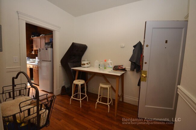 Building Photo - 15 Walbridge St