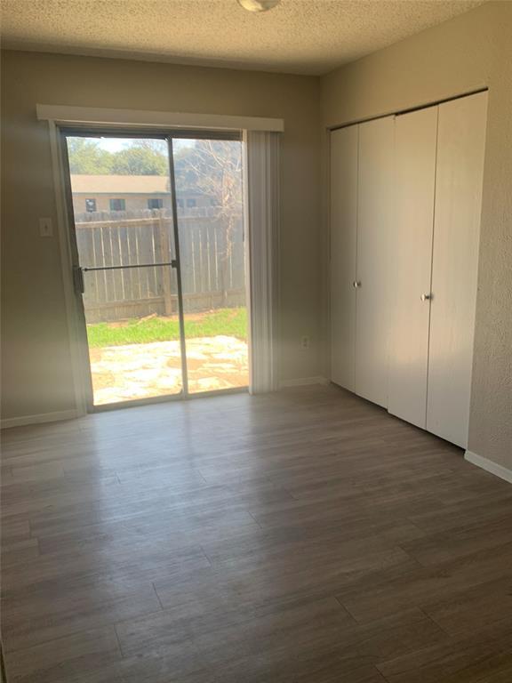 Foto del edificio - 7701 Croftwood Dr