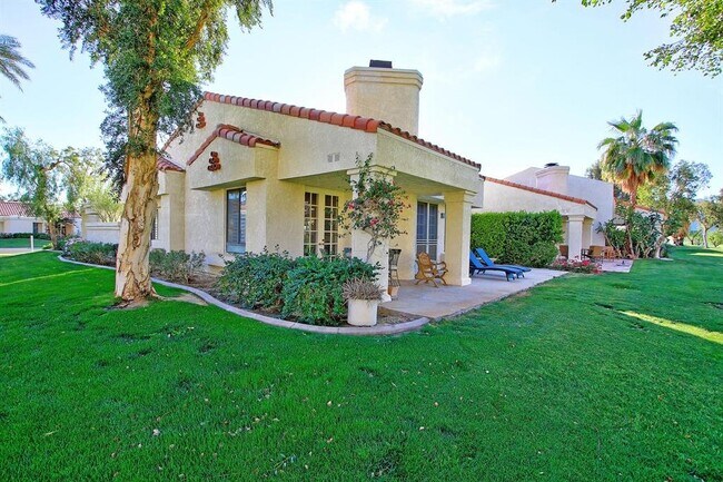 Building Photo - 49277 Avenida Vista Bonita