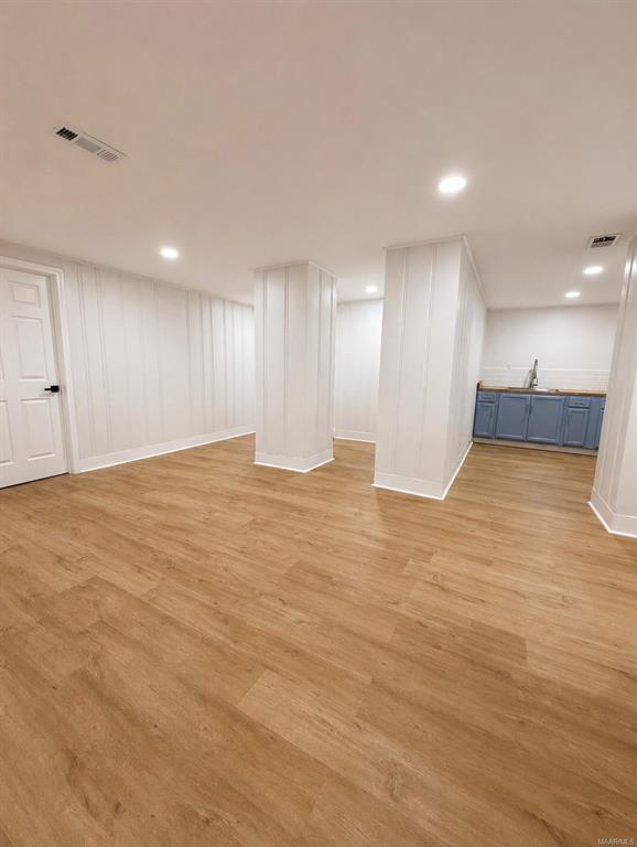 Foto del edificio - 3556 N Wareingwood Dr