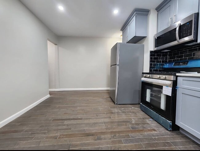 Building Photo - 115-78 217th St