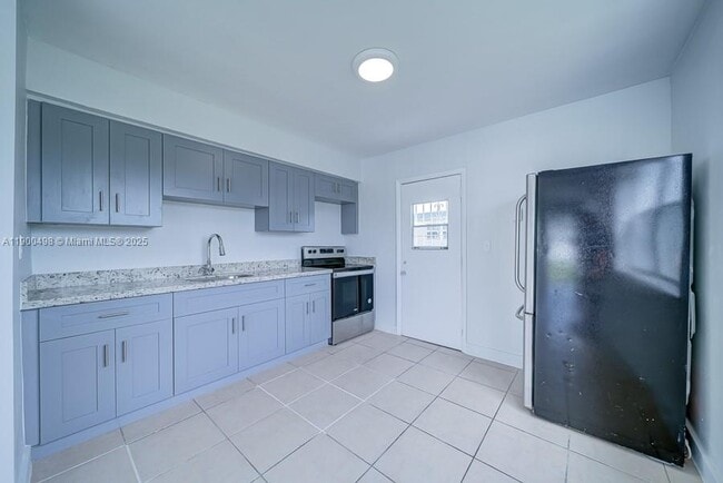 Foto del edificio - 5613 SW 27th St