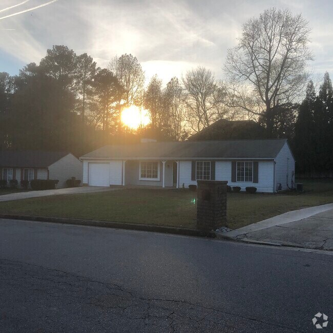 The Falls Of Autry Mill Apartments for Rent Alpharetta, GA 2