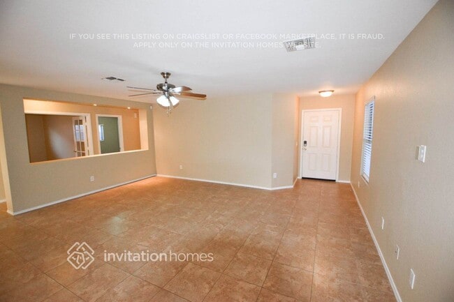 Building Photo - 3021 W Running Deer Trl
