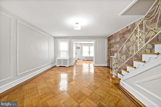 Building Photo - 5809 N 15th St