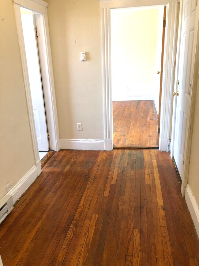 Foto del edificio - 131 Park Dr