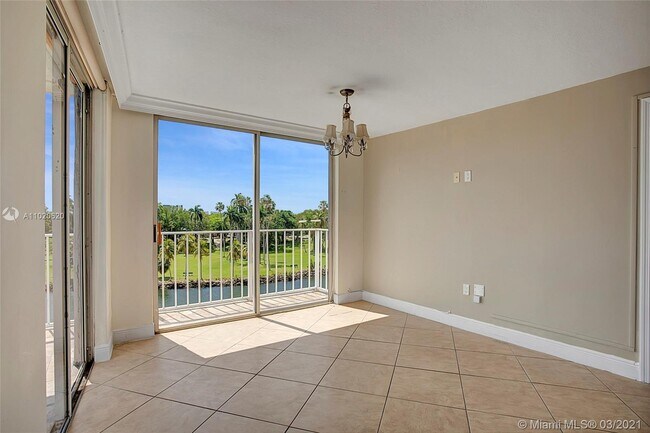 Foto del edificio - 1740 NW N River Dr