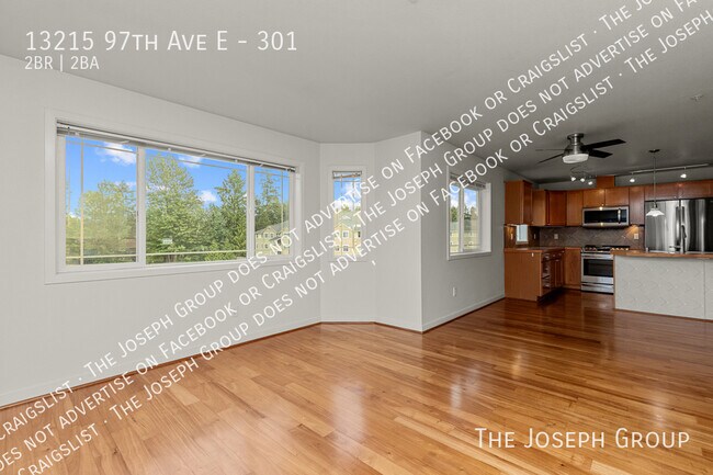 Building Photo - 13215 97th Ave E
