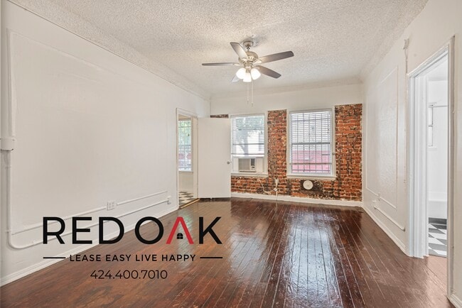 Building Photo - 849 S Oxford Ave